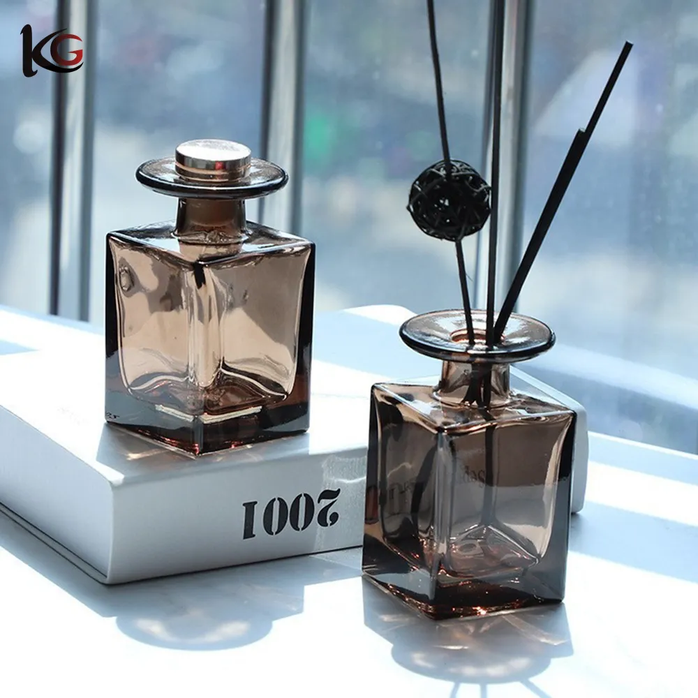 reed diffuser-1 Online Wholesale Empty 100ml Bottle Reed Diffuser Square Tea Color - Image 1